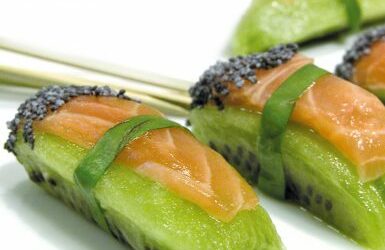 Sushi kiwi saumon